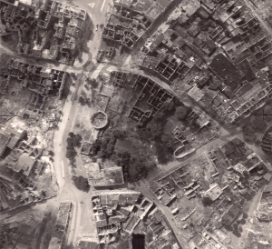 Aachen-1945-Elisenbrunnen